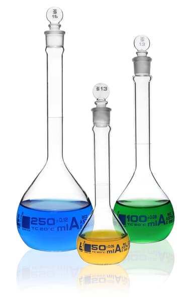 Premium Volumetric Flask Set - 50ml, 100ml & 250ml - Class A, ASTM E288 - Superior Durability & Chemical Resistance - Glass Penny Stoppers - Borosilicate 3.3 Glass