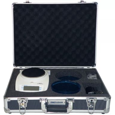 Hard carrying case with lock