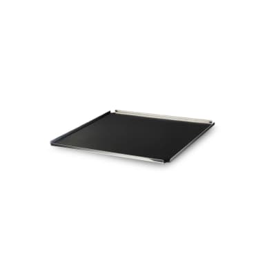 Flat platform with rubber mat